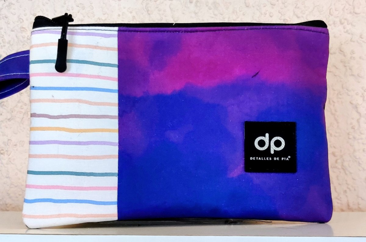 Estuche unisex mezclilla y algodón.