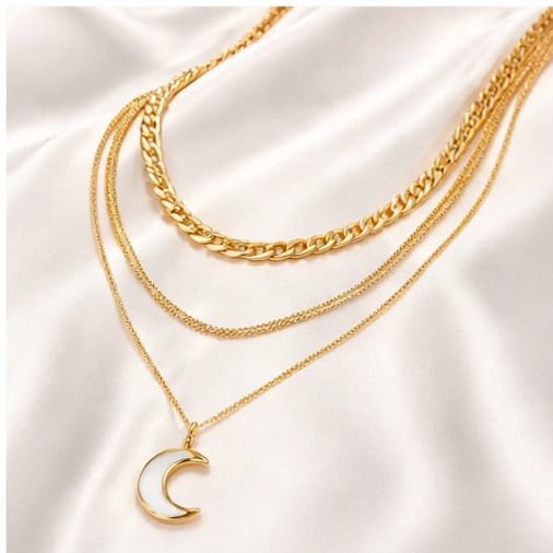 Conjunto de collar triple cadenas con colgante, acero.